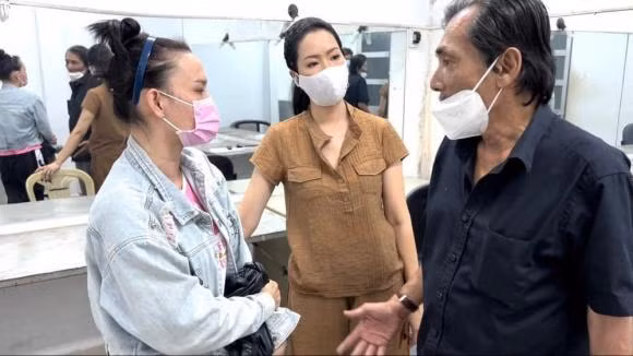 Trinh Kim Chi xac nhan da trao so tien con lai cho Thuong Tin-Hinh-2
