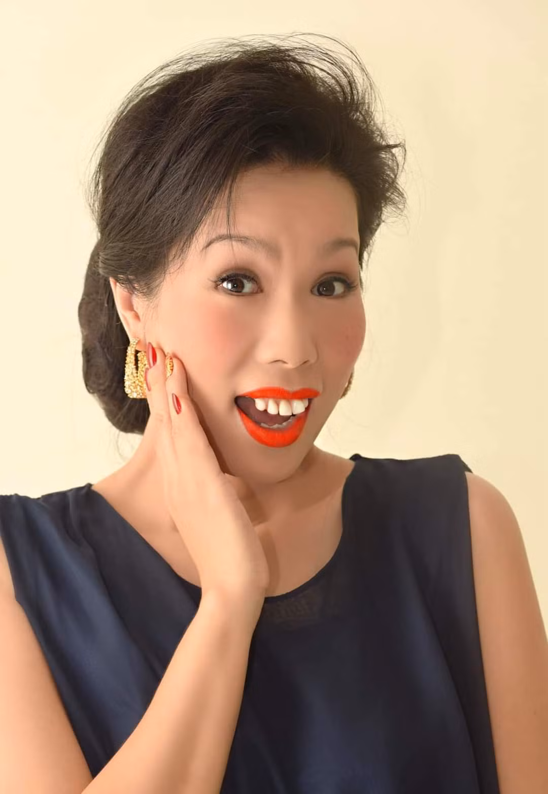 Không còn nhận ra đây là Á hậu Trịnh Kim Chi.