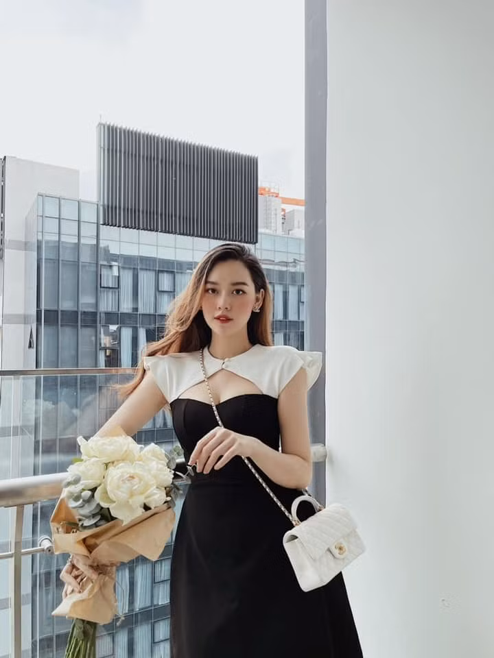 "Sài Gòn hãy cùng nhau giữ gìn sức khoẻ, chống dịch an toan và trở lại cuộc sống bình thường mới thôi", Á hậu Tường San cũng háo hức ngày Sài Gòn dần trở lại cuộc sống bình thường.