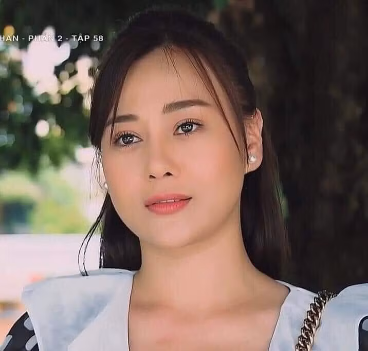 Khán giả cũng bày tỏ sự tiếc nuối khi bộ phim "Hương Vị Tình Thân" sắp kết thúc và hy vọng sớm có một kết thúc tốt đẹp cho cô gái đầy nghị lực này.