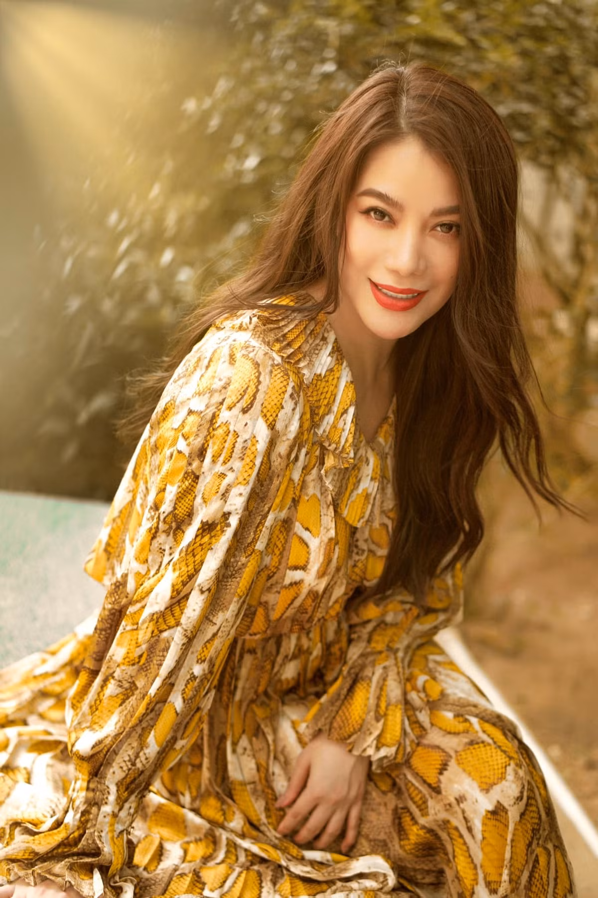 Sao Việt Trương Ngọc Ánh đăng ảnh đẹp mơ màng trong nắng thu.