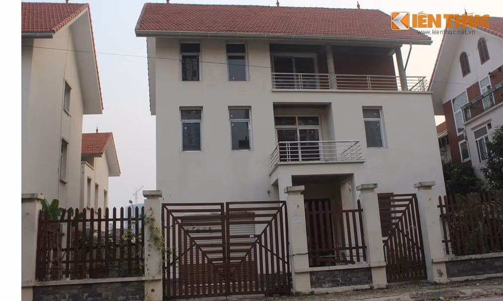 Làng Việt kiều Châu Âu được giới thiệu có 274 biệt thự đơn lập và song lập với diện tích từ 250-1.000 m2. Dự án sau khi hoàn thiện có thể đáp ứng nhu cầu chỗ ở cho 600 hộ gia đình.