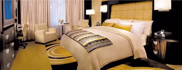 Toàn bộ 359 phòng khách sạn đều có ban công riêng. Trang thiết bị đặt trong phòng của InterContinental Hanoi Westlake thuộc hàng sang trọng, tối tân nhất hiện nay. Ảnh: Internet.