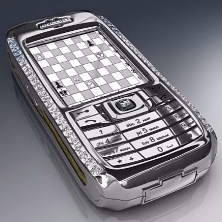 6. Điện thoại thông minh Diamond Crypto, giá: 1,3 triệu USD. Được thiết kế bởi một thợ kim hoàn người Áo, Peter Aloisson, đây được coi là chiếc điện thoại đắt nhất thế giới. Nó được làm bằng bạch kim rắn. Vỏ được trang trí bởi 50 viên kim cương, trong đó có 10 viên kim cương màu xanh cực hiếm. Sở dĩ, chiếc điện thoại này đắt tiền hơn bình thường bởi nó được cài đặt công nghệ mã hóa để đảm bảo anh ninh. Điện thoại chạy trên hệ điều hành Windows CE và màn hình màu TFT độ phân giải cao.