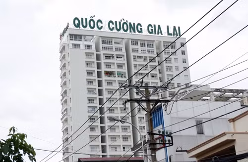 Tòa chung cư này gồm 1 block nhà với 21 tầng nổi và 1 tầng hầm. Trong đó tầng hầm dùng để xe, tầng 1 và 2 làm trung tâm thương mại, còn lại là dùng cho căn hộ. Ảnh: sotaynhadat.vn.