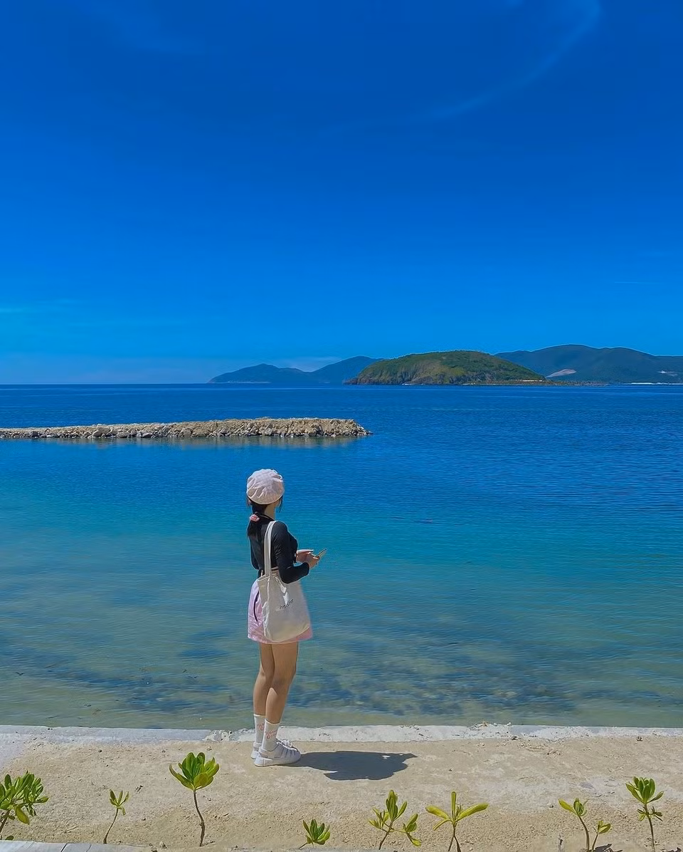 Nha Trang lot top 5 diem den tiet kiem o chau A-Hinh-2