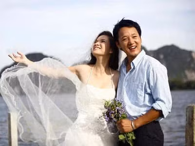 Dan Le vien man ben dao dien Khai Anh, chong cu gio ra sao?
