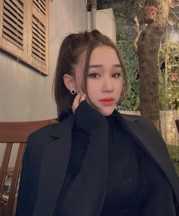 Đăng ảnh cá độ bóng đá lên Facebook, vợ Hồ Tấn Tài lên tiếng - Hình 6 Dang anh ca do bong da len Facebook, vo Ho Tan Tai len tieng-Hinh-6