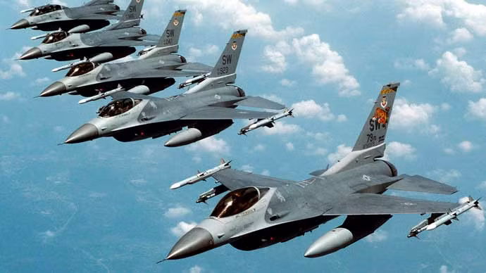 Dàn tiêm kích F-16 của Không quân Mỹ.