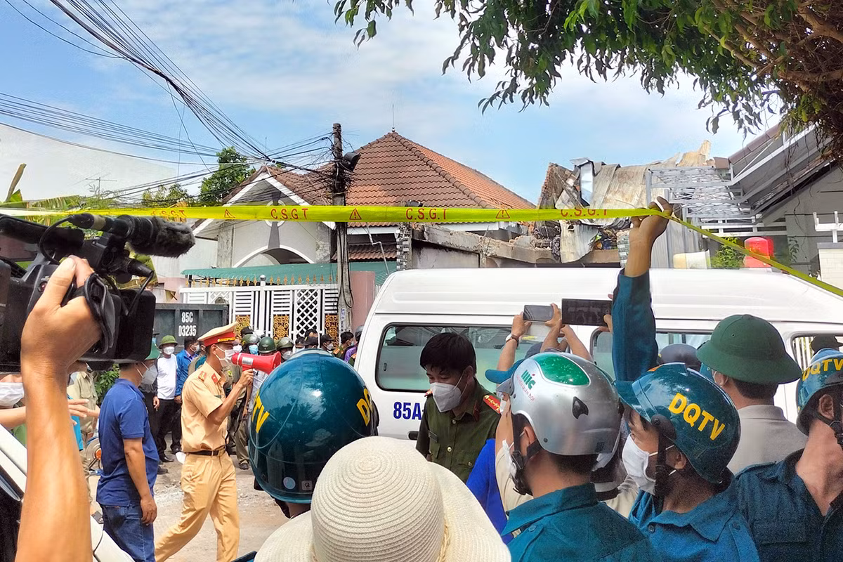 Tim thay thi the 3 me con trong vu chay o Ninh Thuan-Hinh-3