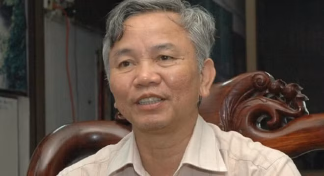 Tiến sĩ Vũ Thế Khanh.