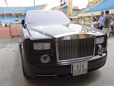 Sieu xe cua dai gia Viet so phan xe Rolls Royce Phantom-Hinh-2
