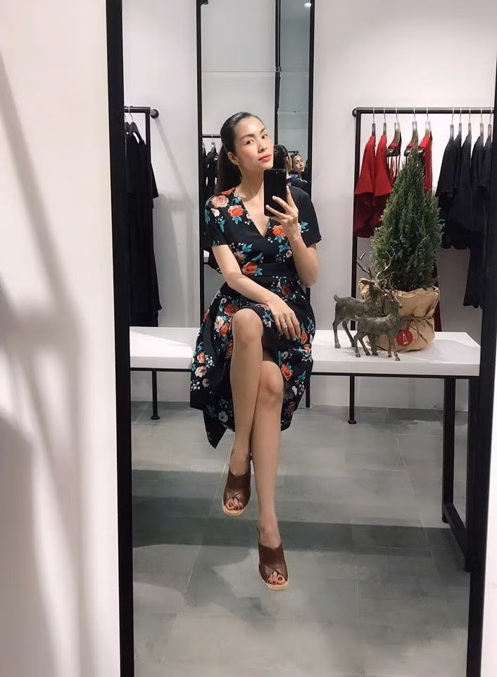 Hà Tăng và khả năng sang chảnh hóa đồ bình dân, diện váy vài trăm nghìn mà như hàng hiệu - Hình 8 Ha Tang va kha nang sang chanh hoa do binh dan, dien vay vai tram nghin ma nhu hang hieu-Hinh-8