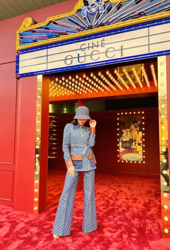 "Oan gia ngõ hẹp": 3 lần đụng đồ Gucci, Hà Hồ thắng đậm Lệ Quyên "Oan gia ngõ hẹp": 3 lần đụng đồ Gucci, Hà Hồ thắng đậm Lệ Quyên ảnh 1