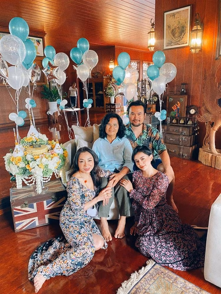 Gái Việt làm dâu tỷ phú Thái Lan: Mẹ chồng không hối sinh con - Hình 5 Gai Viet lam dau ty phu Thai Lan: Me chong khong hoi sinh con-Hinh-5