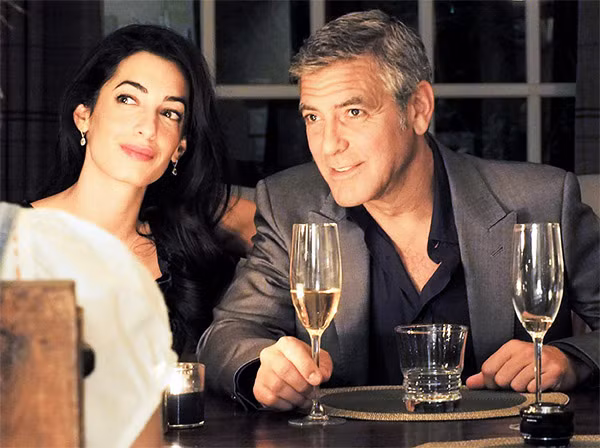 George Clooney và hôn thê Amal Alamuddin hẹn hò ăn tối lãng mạn.
