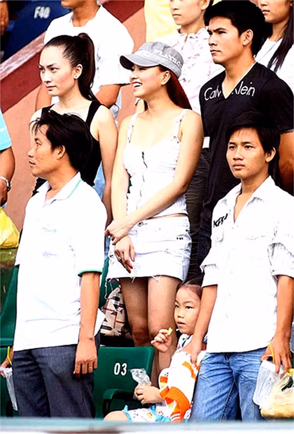 Một mỹ nhân Việt tuổi Tý từng chối 'đây đẩy' chuyện yêu đương - Hình 3 Mot my nhan Viet tuoi Ty tung choi 'day day' chuyen yeu duong-Hinh-3