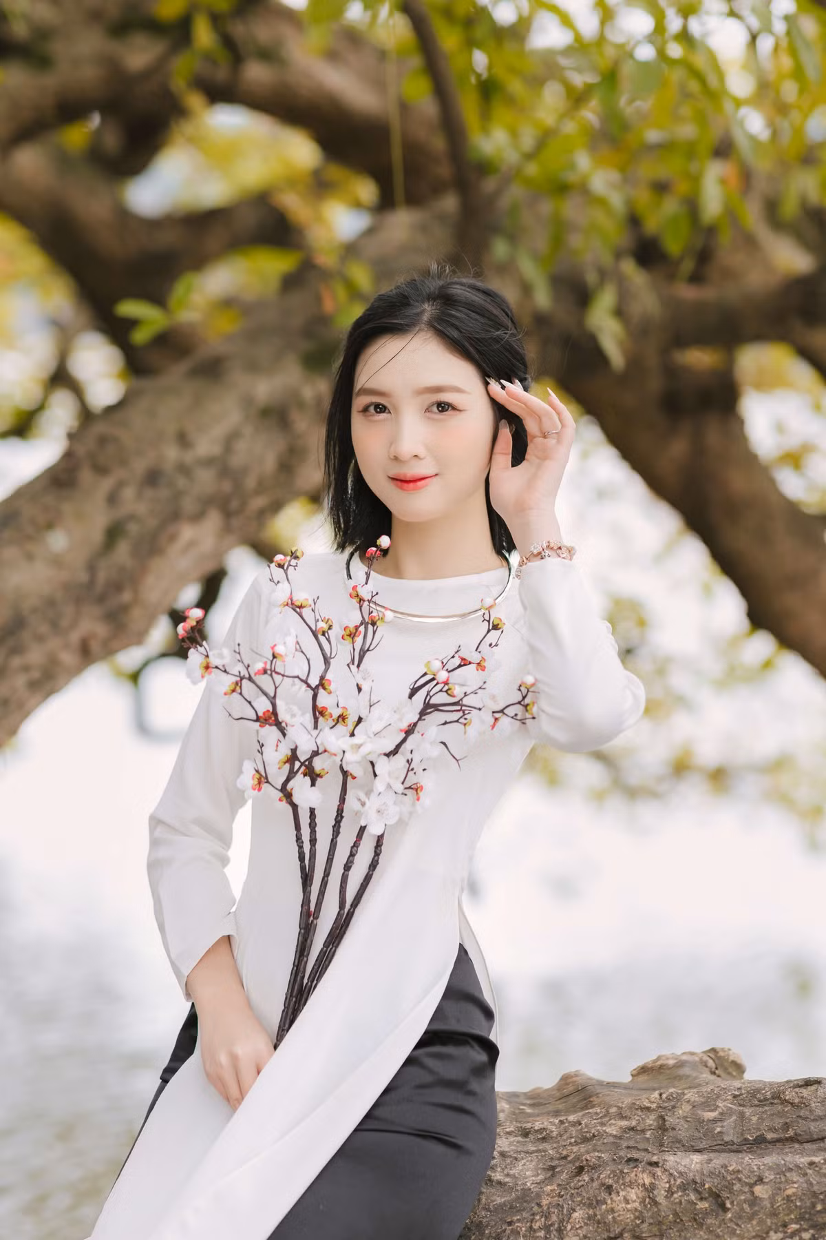 Hot girl xu Nghe la Hoa khoi Dai hoc Quoc gia Ha Noi-Hinh-8