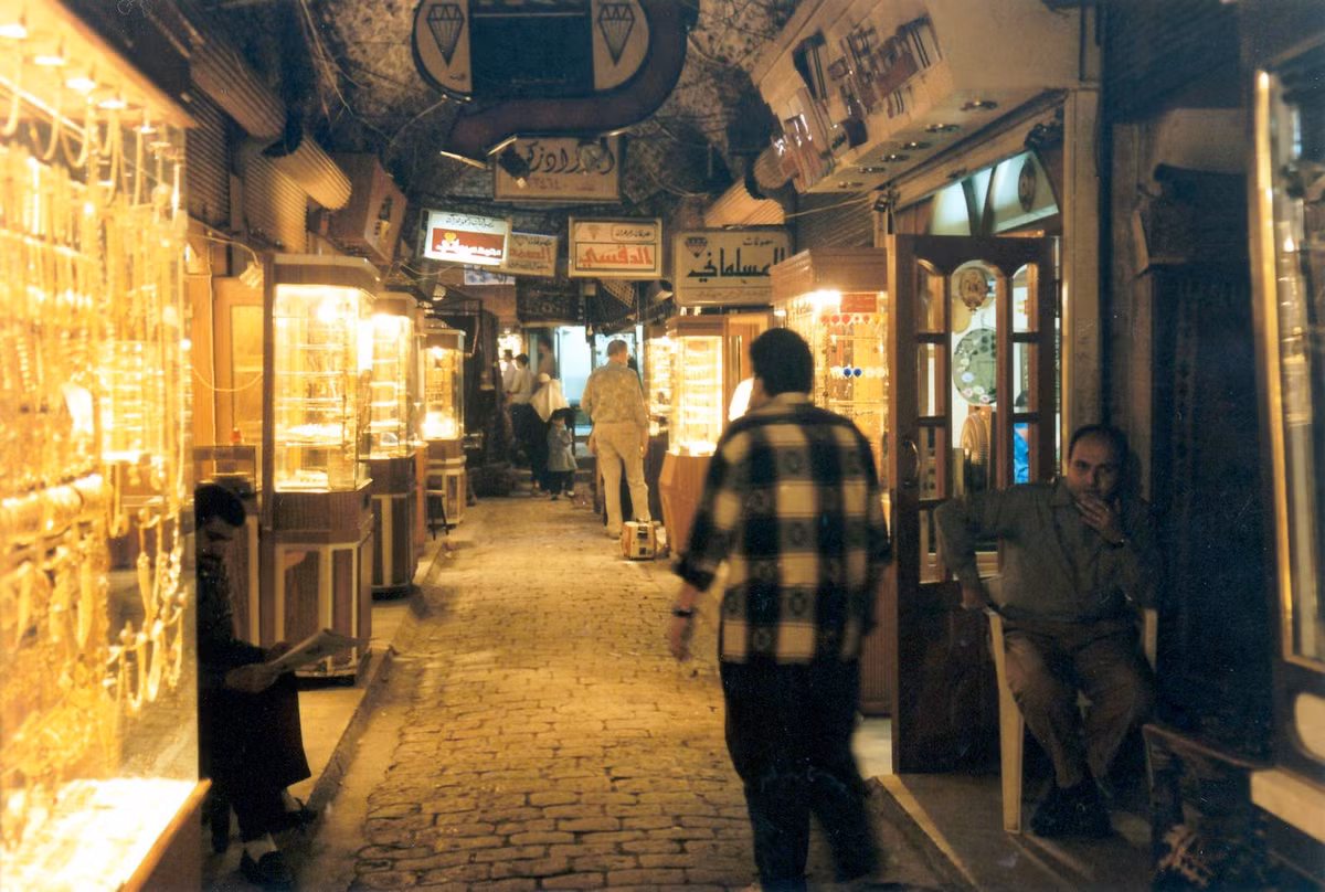 Khu phố kim hoàn ở bazar Aleppo.