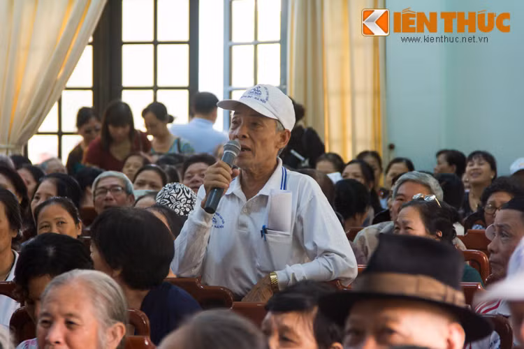 Hội thảo thu hút đông đảo nhiều đối tượng tham gia lắng nghe tư vấn và đặt câu hỏi trực tiếp đến các chuyên gia.
