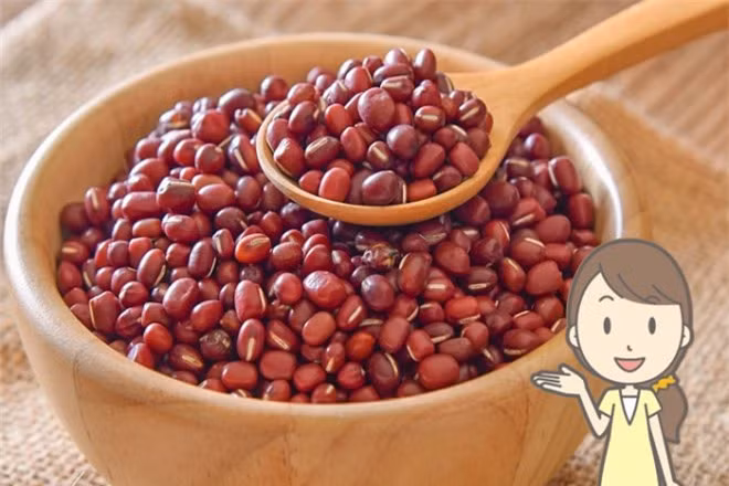 Mỗi ngày uống 1 cốc nước đậu đỏ giúp giảm cân, làm trắng da Moi ngay uong 1 coc nuoc dau do giup giam can, lam trang da