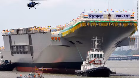 Tàu sân bay nội địa INS Vikrant.