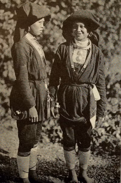 Phụ nữ người Dao ở Hòa Bình.
