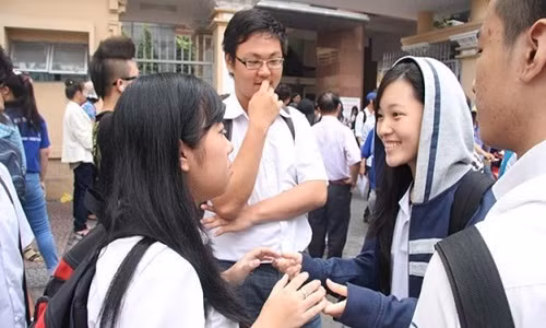 Thu tuong chap thuan to chuc mot ky thi quoc gia