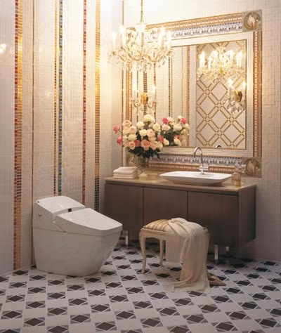 Trương Ngọc Ánh thích không gian vệ sinh nhẹ nhàng, lãng mạn cùng sự tiện nghi của bàn cầu đa năng