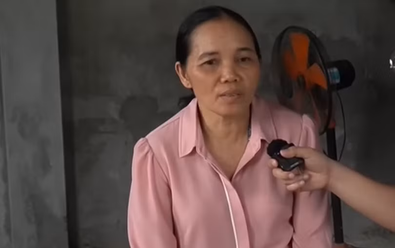 Chồng mù bán tăm dạo xây nhà 3 tầng tặng vợ - Hình 6 Chong mu ban tam dao xay nha 3 tang tang vo-Hinh-6