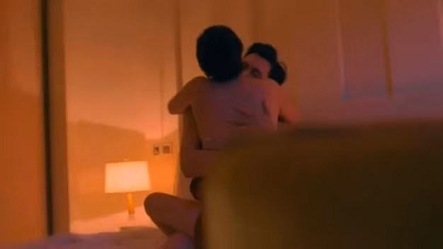 Lo ngai canh ngoai tinh, danh ghen tren phim Viet gio vang anh huong den tre em-Hinh-2