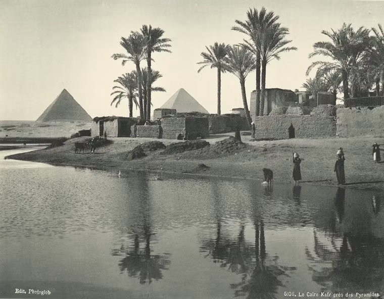 Một nơi gần các Kim Tự Tháp ở Cairo.