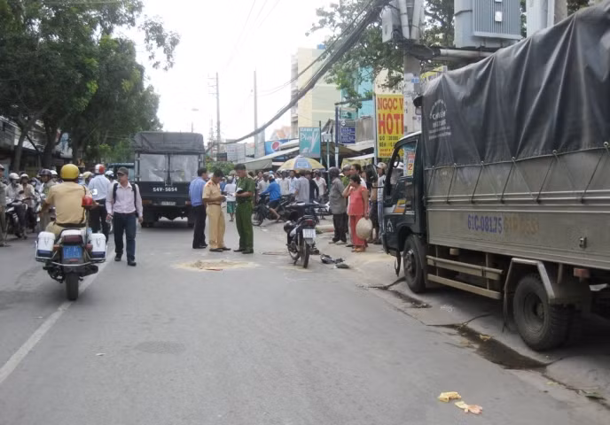Hiện trường nơi bà Nguyễn Thị Ngọc Nga bị tai nạn tử vong. Hiện trường nơi bà Nguyễn Thị Ngọc Nga bị tai nạn tử vong.