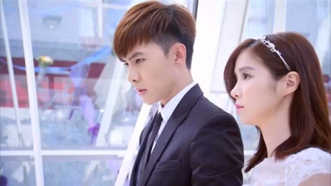 Đưa người yêu về chịu tang bố nhưng bị mẹ cấm bước chân vào nhà Dua nguoi yeu ve chiu tang bo nhung bi me cam buoc chan vao nha