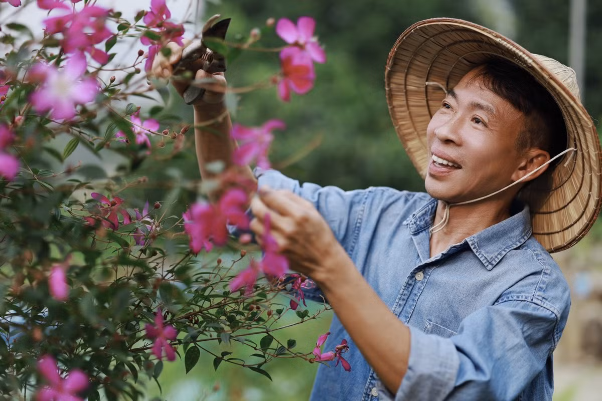 2 nghe si dat Bac tuoi xe chieu: Song gian di, thich lam vuon-Hinh-2