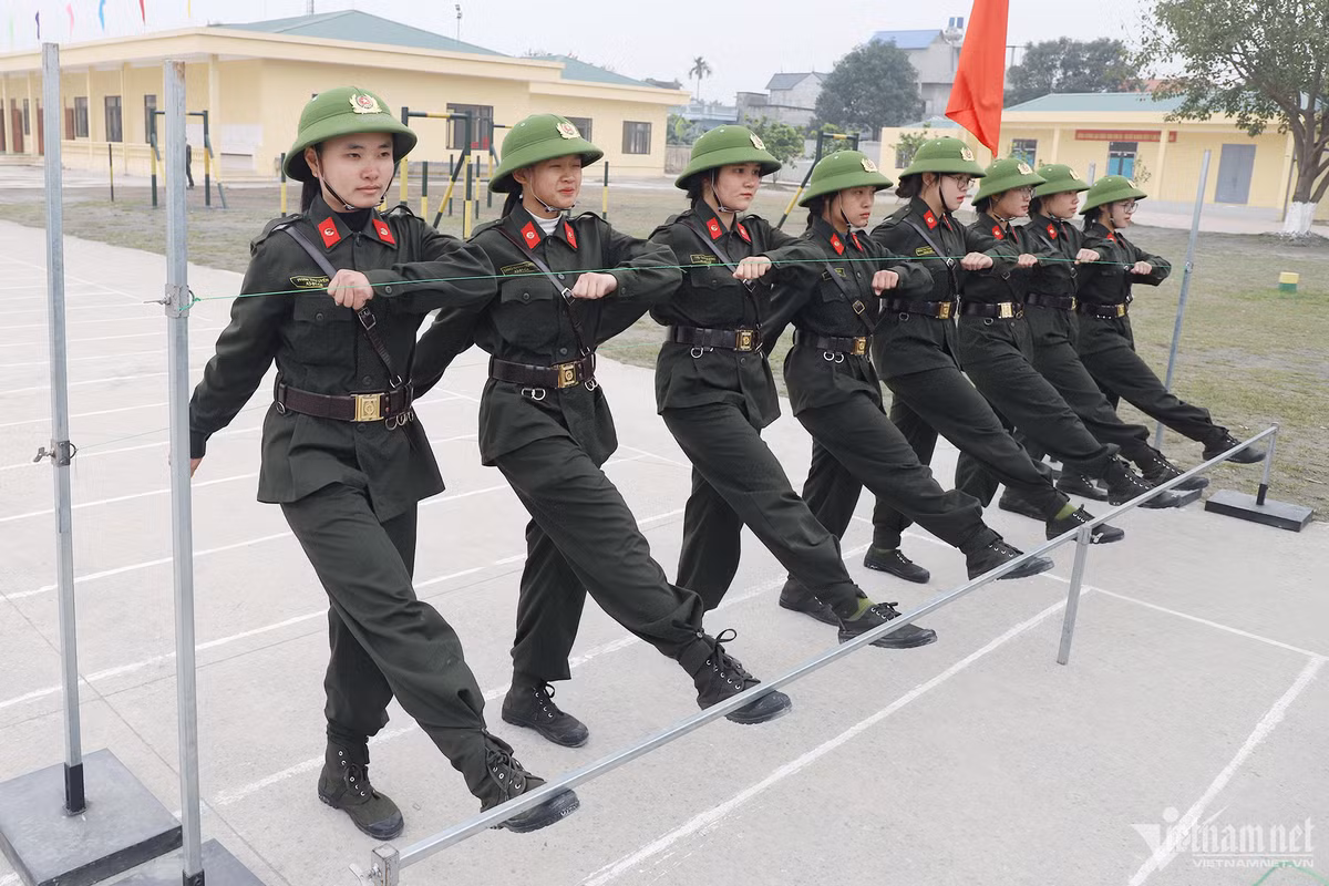Hơn 16.000 tân binh Công an nhân dân bước vào khóa huấn luyện - Hình 5 Hon 16.000 tan binh Cong an nhan dan buoc vao khoa huan luyen-Hinh-5