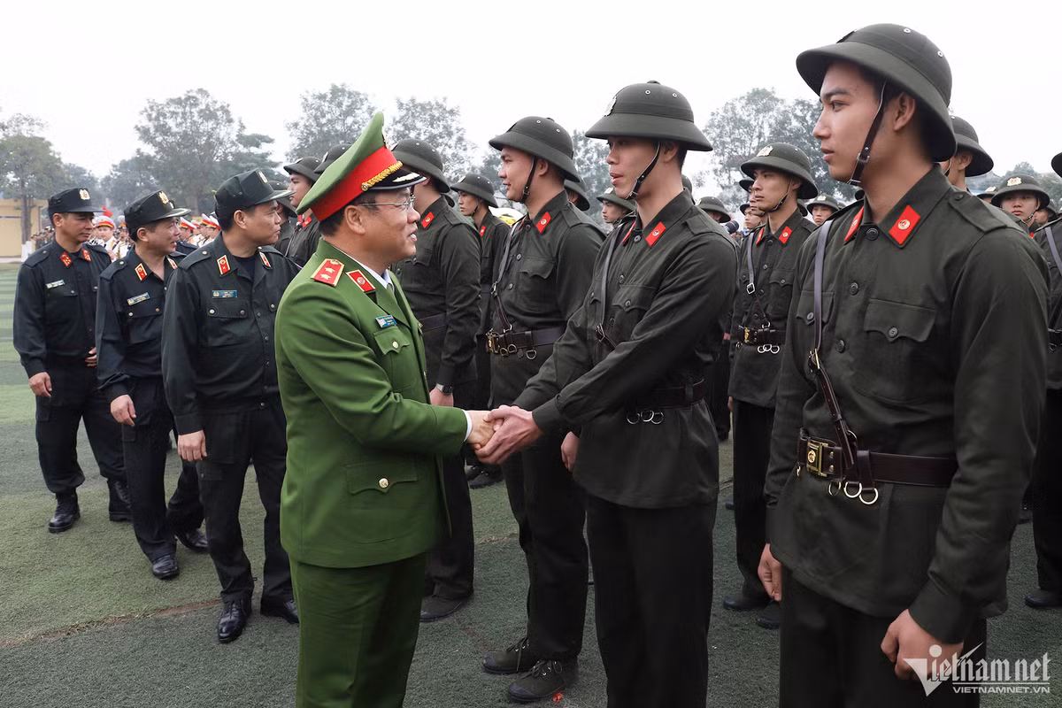 Hơn 16.000 tân binh Công an nhân dân bước vào khóa huấn luyện - Hình 4 Hon 16.000 tan binh Cong an nhan dan buoc vao khoa huan luyen-Hinh-4
