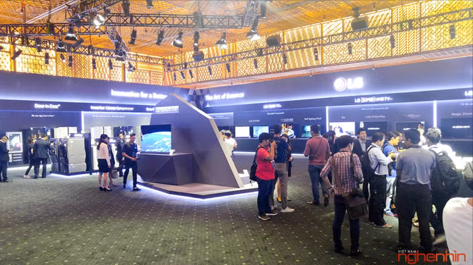 Tại LG Techshow 2016, LG sẽ giới thiệu tới thị trường Việt Nam những phát kiến đến từ nỗ lực của chúng tôi nhằm mang đến một tương lai tốt đẹp hơn”.