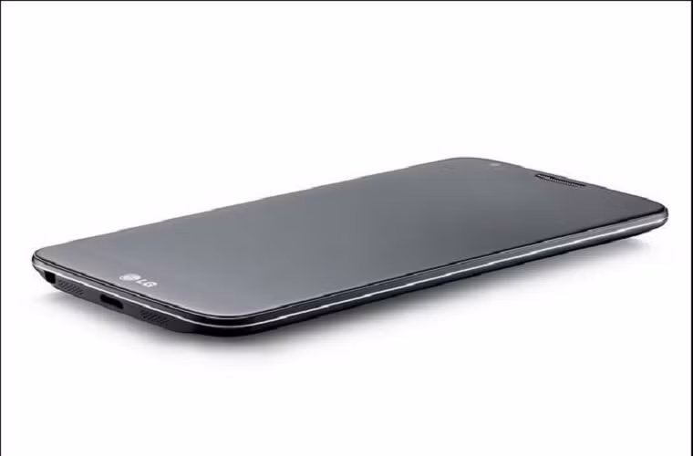 Khó có khả năng LG G3 sẽ xuất hiện tại CES năm nay như nhiều lời đồn đoán. Thay vào đó, có khả năng LG sẽ giới thiệu mẫu LG G2 Mini cùng với smartwatch G Arch đi kèm sản phẩm theo dõi sức khỏe đeo tay G Health. CES 2014 còn được cho là thời điểm chín muồi để LG giới thiệu con chip Odin tự phát triển của mình.