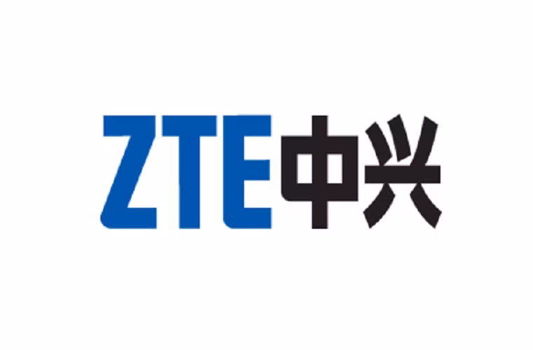 ZTE hứa hẹn sẽ mang đến thật nhiều sản phẩm công nghệ tại CES 2014 như Nubia Z5S và Nubia Z5S Mini sở hữu màn hình 5 inch Sharp IGZO full HD với khả năng quay video 4K ấn tượng hay smartphone chạy Android Grand S II nổi bật với tính năng mở khóa/chụp ảnh bằng giọng nói. Ngoài ra còn nhiều dòng sản phẩm khác như smartwatch hay phablet…