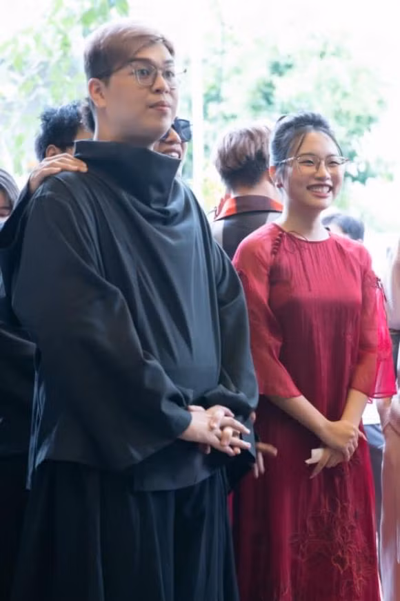 Nhan sac Lan Khue hiem hoi tai xuat qua ong kinh camera thuong-Hinh-5