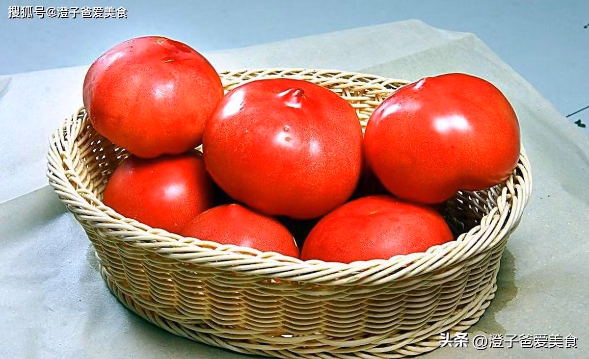 Những thực phẩm đại kỵ với cà chua, chớ kết hợp kẻo hại sức khỏe ảnh 1 Những thực phẩm đại kỵ với cà chua, chớ kết hợp kẻo hại sức khỏe ảnh 1