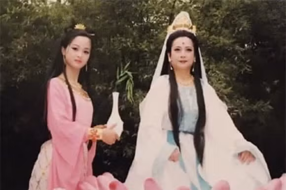 Đôi Tiên Đồng, Ngọc Nữ bên cạnh Quan Âm Bồ Tát là ai? - Hình 2 Doi Tien Dong, Ngoc Nu ben canh Quan Am Bo Tat la ai?-Hinh-2