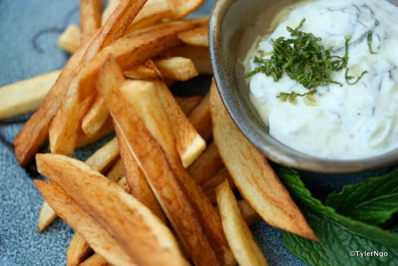 Sốt Tzatziki.