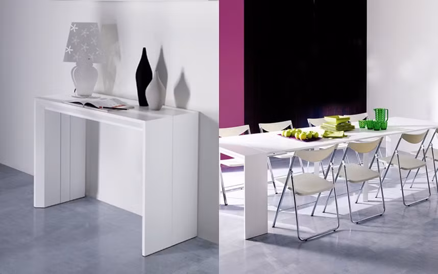 Bàn tiết kiệm không gian Golaith sở hữu cơ chế lồng nhôm độc đáo, có thể kéo dài từ 0,5m đến gần 3m tùy vào số lượng khách.