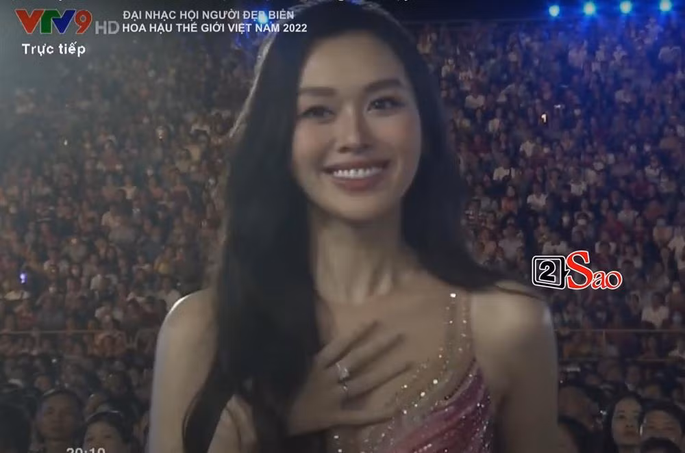 Truyen hinh phoi bay nhan sac dan hau: Luong Thuy Linh doi so-Hinh-6
