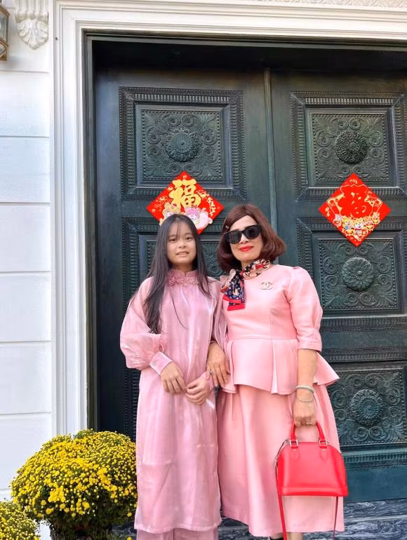 Tung xich mich hau ly hon, Hang Tui gay chu y khi dang anh chong cu-Hinh-7