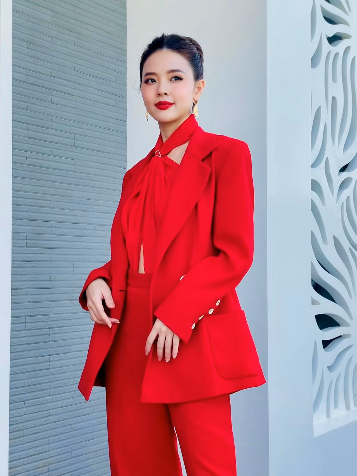 Chiec vay cut-out khien Midu lai nhan binh luan tieu cuc-Hinh-11
