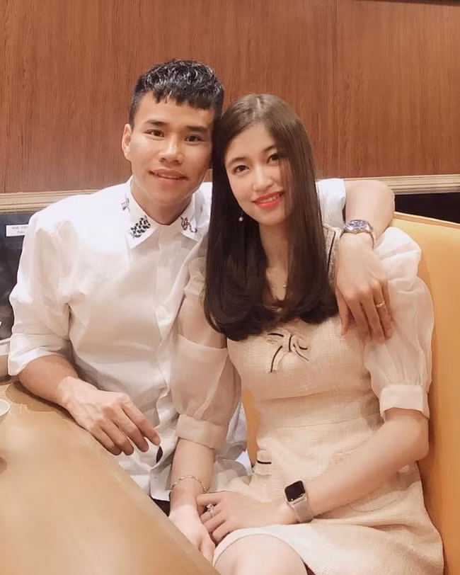 Dan ban gai cac cau thu Viet: Xinh dep mien ban-Hinh-11
