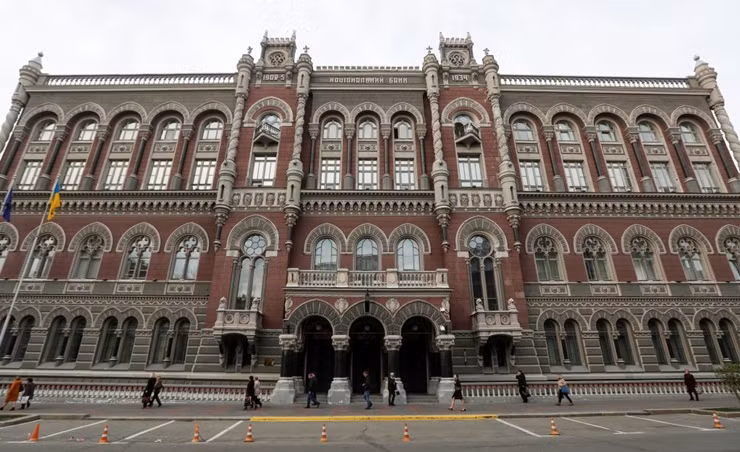 Xét về bình quân đầu người, Ukraina vào hàng thấp nhất châu Âu. Thống kê năm 2020 cho thấy GDP bình quân đầu người của Ukraina hơn 3700 USD.